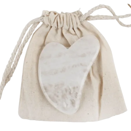 Gua Sha en Cristal de roche et son pochon de rangement