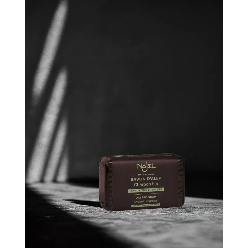 Savon d'Alep au charbon bio Najel 100g